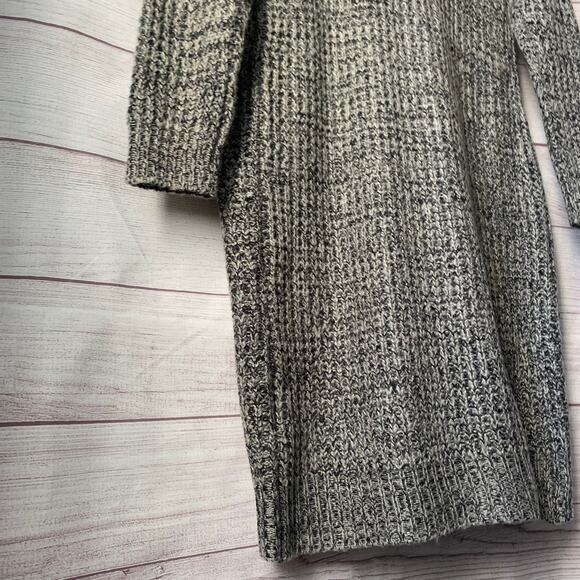 Ashley by 26 International Long Knit Sweater Open Front Pockets Size Medium - Picture 13 of 16